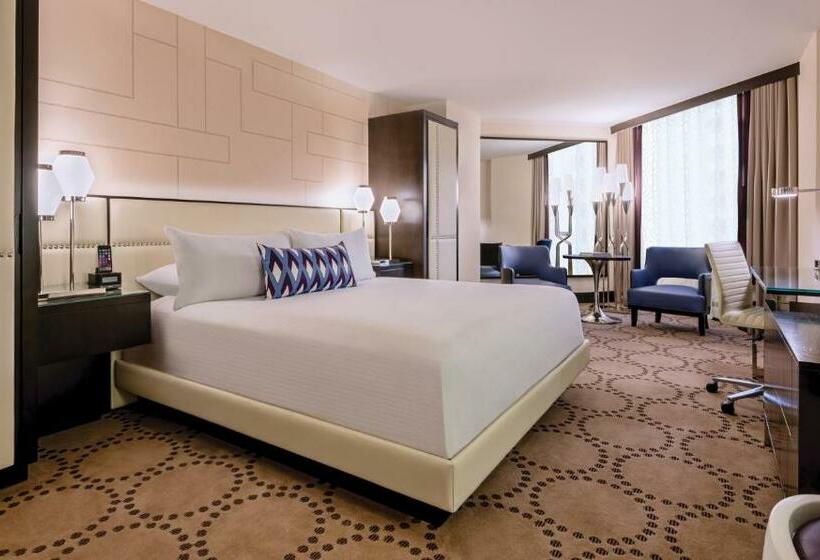Deluxe Room Adapted for people with reduced mobility, Harrah's Hotel and Casino Las Vegas