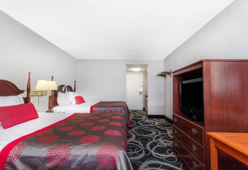 适合残疾人使用的标准间, Ramada By Wyndham Henderson/evansville