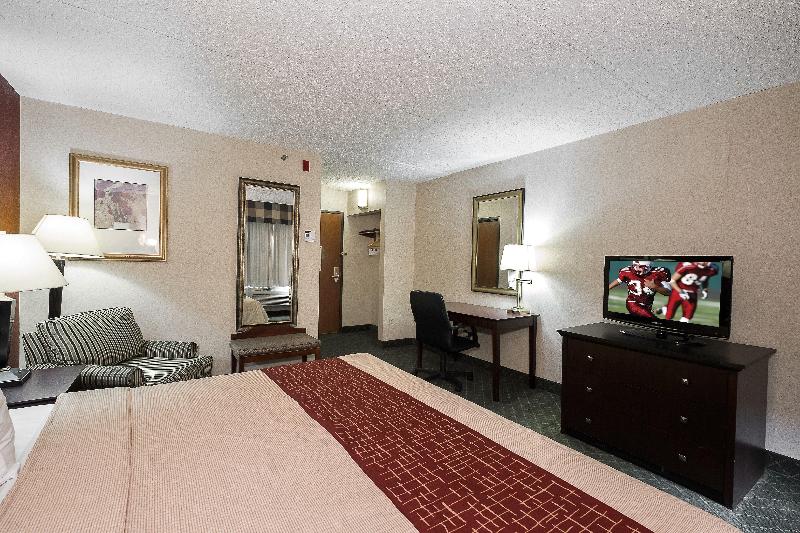디럭스 룸 킹사이즈 침대, Red Roof Inn Hartford  New Britain
