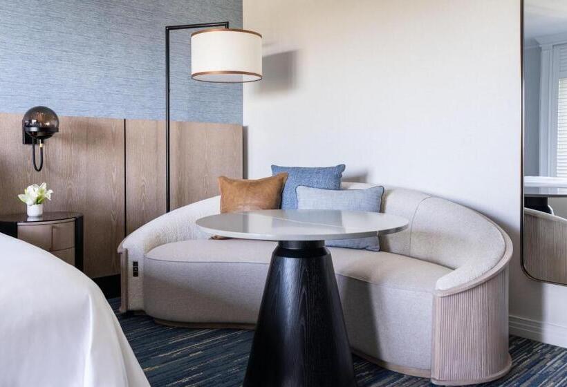 Стандартный Номер Нижний Этаж, The Ritz Carlton Dallas, Las Colinas