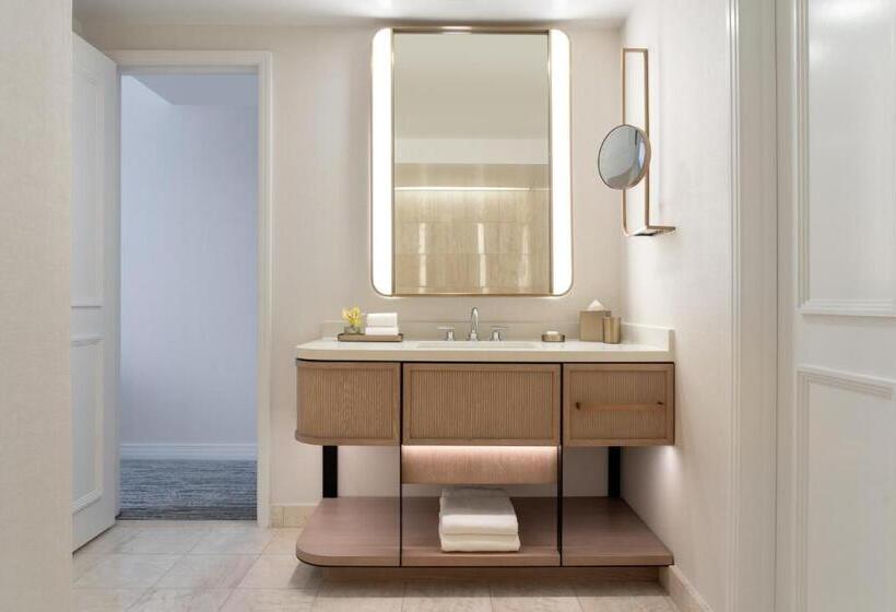 Люкс Кровать Кинг, The Ritz Carlton Dallas, Las Colinas