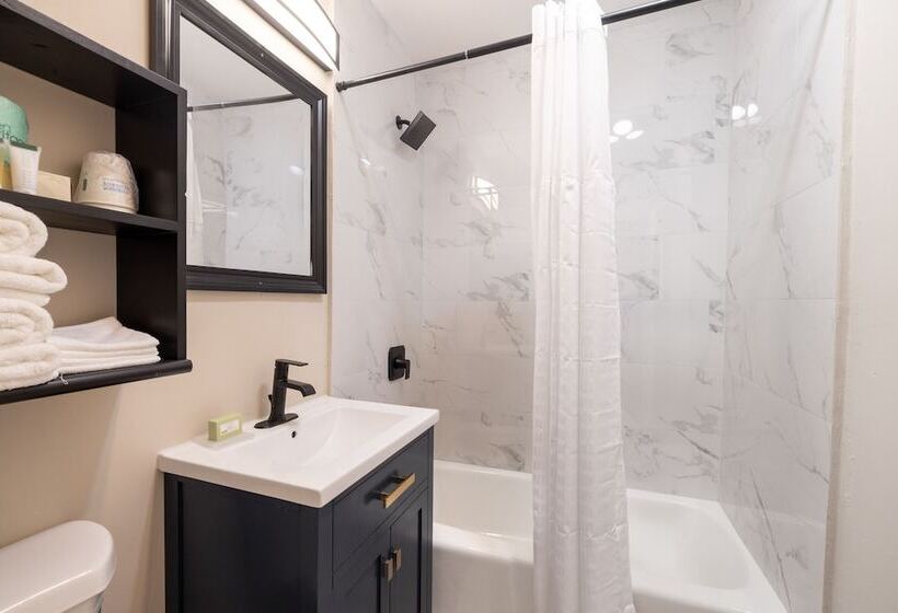 Номер Стандарт, Downtown Dover Inn