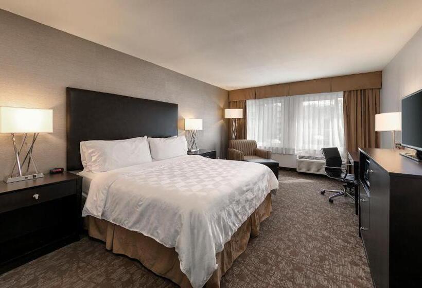 스탠다드 룸 킹사이즈 침대, Holiday Inn West Covina, An Ihg