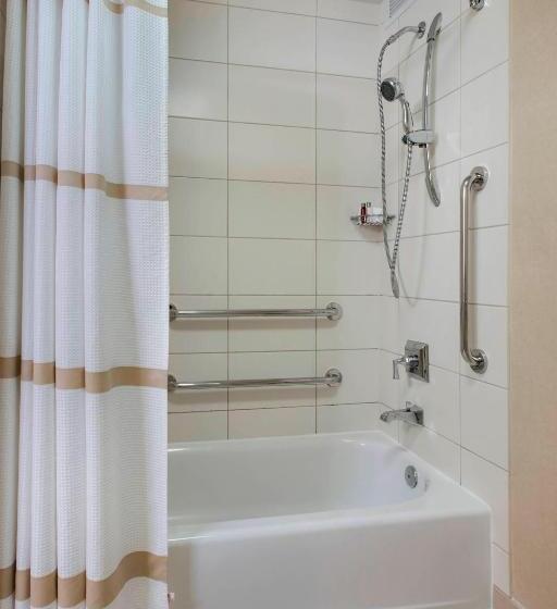 Номер Deluxe Адаптированный для Инвалидов, Chicago Marriott Oak Brook