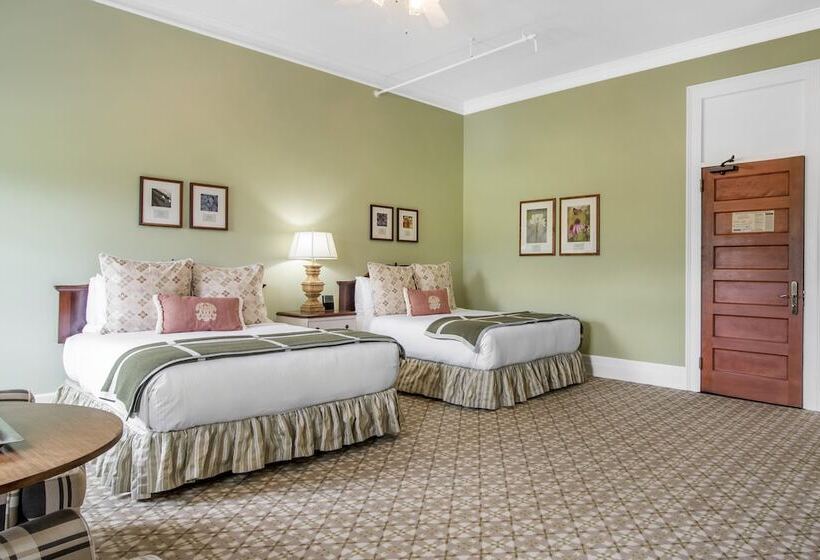 Номер Deluxe, Omni Mount Washington Resort & Spa