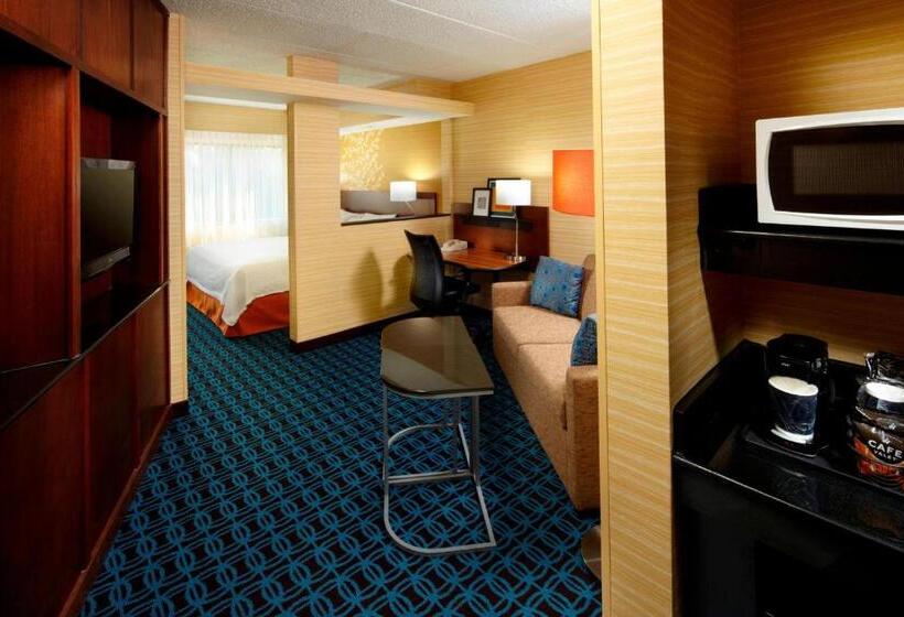 스위트 킹사이즈 침대, Fairfield Inn & Suites Parsippany