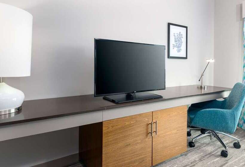 Номер Стандарт, Hilton Cincinnati Netherland Plaza