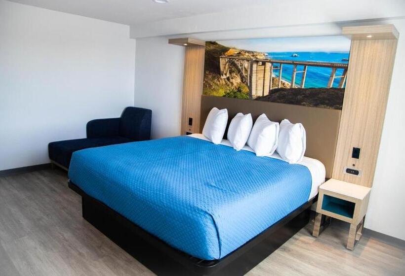 디럭스 룸 킹사이즈 침대, Pico Rivera Inn And Suites