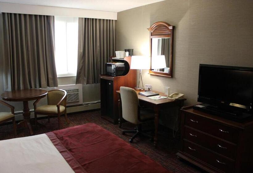 带大床的标准间, Ramada By Wyndham Grand Forks