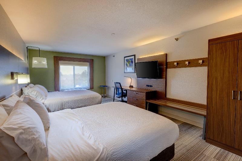 适合残疾人使用的标准间, Ramada By Wyndham Grand Forks
