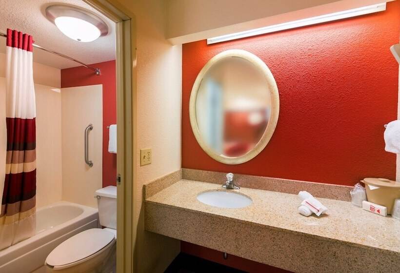 Номер Deluxe, Red Roof Inn St Clairsville  Wheeling West