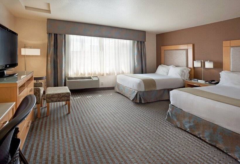 스탠다드 룸 더블 침대 2개, Holiday Inn Express Monterey   Cannery Row, An Ihg