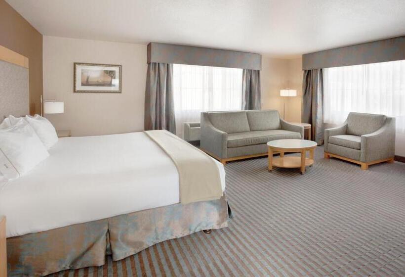 스탠다드 룸 킹사이즈 침대, Holiday Inn Express Monterey   Cannery Row, An Ihg