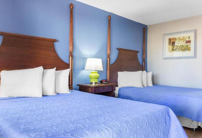 Номер Стандарт 2 Двуспальные Кровати, Rodeway Inn Near Ft Huachuca