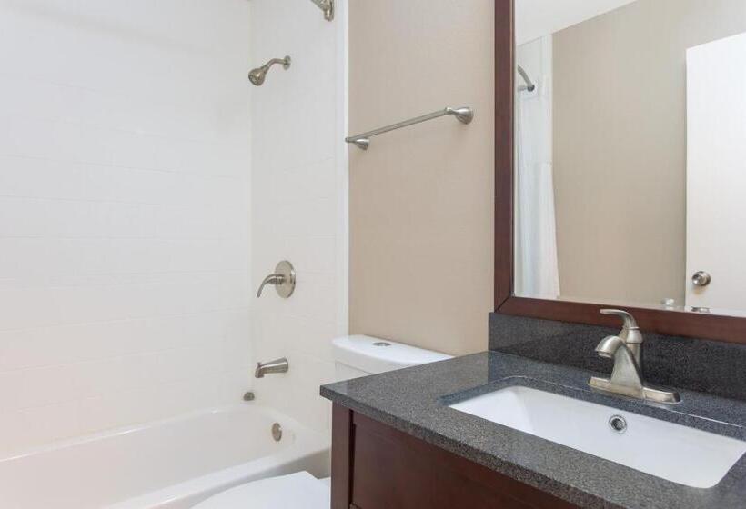 חדר סטנדרט, Super 8 By Wyndham Columbus Airport