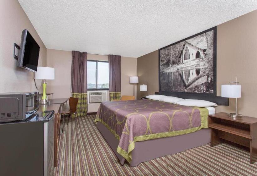 חדר סטנדרט עם מיטת קינג, Super 8 By Wyndham Columbus Airport