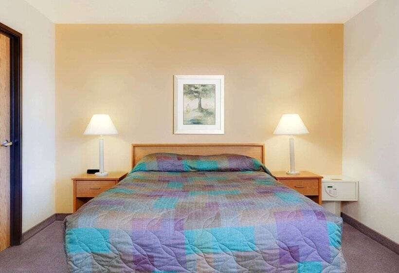 Люкс, Super 8 By Wyndham Klamath Falls