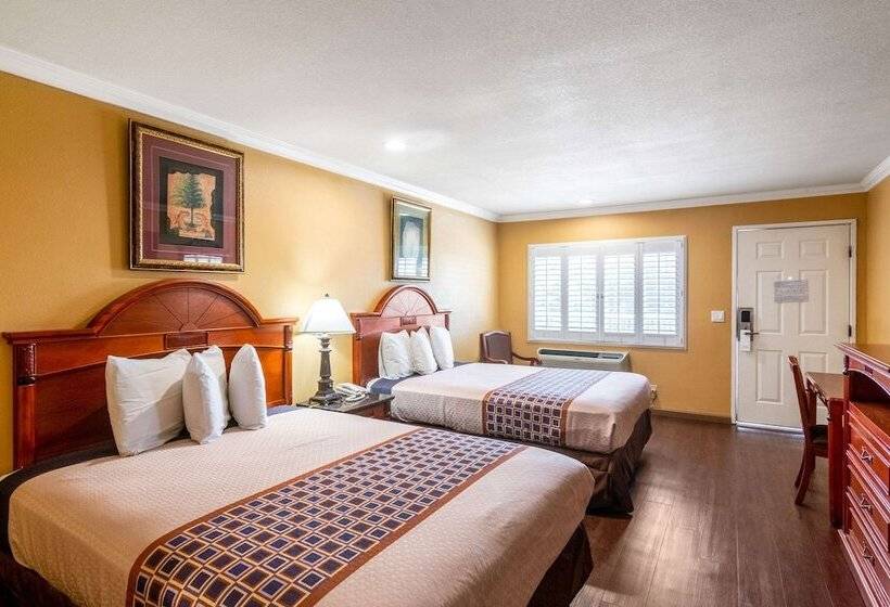 ２ダブルベッドのスタンダードルーム, Rodeway Inn Artesia Cerritos