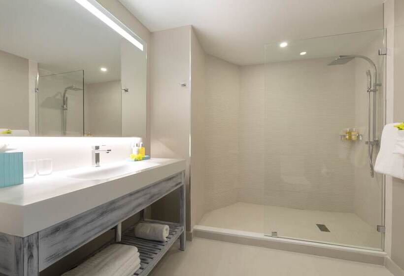 سوییت جونیور لوکس با چشم‌انداز دریا, Sea Breeze Beach House All Inclusive By Ocean Hotels