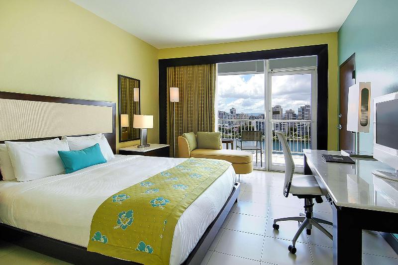 اتاق استاندارد با تخت بزرگ, The Condado Plaza