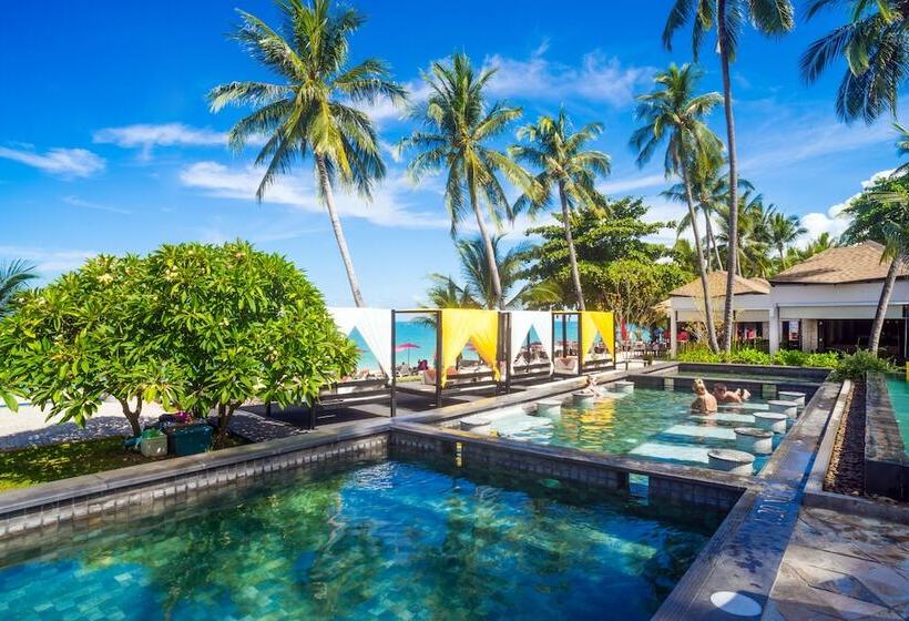 Номер Премиум, Weekender Resort