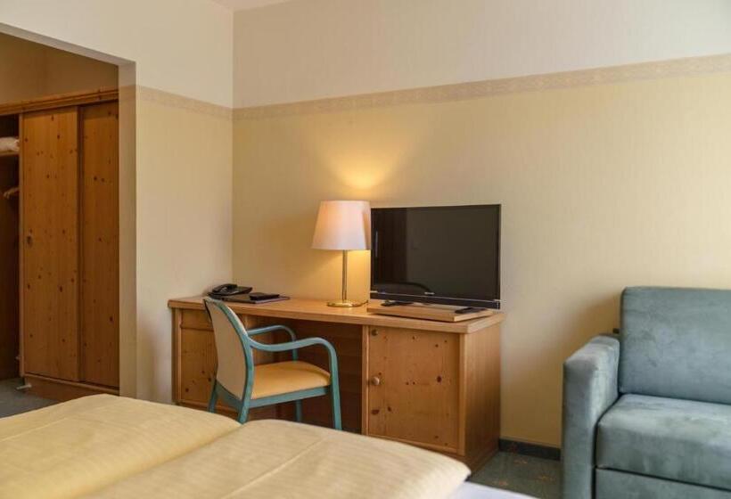 Family Suite, Restaurant Lebzelter