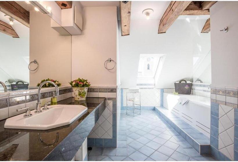 Люкс Повышенной Комфортности, Romantik Spa Hotel Elixhauser Wirt