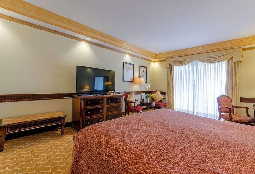 غرفة قياسية مطلّة علي النهر, Olissippo Lapa Palace – The Leading Hotels Of The World