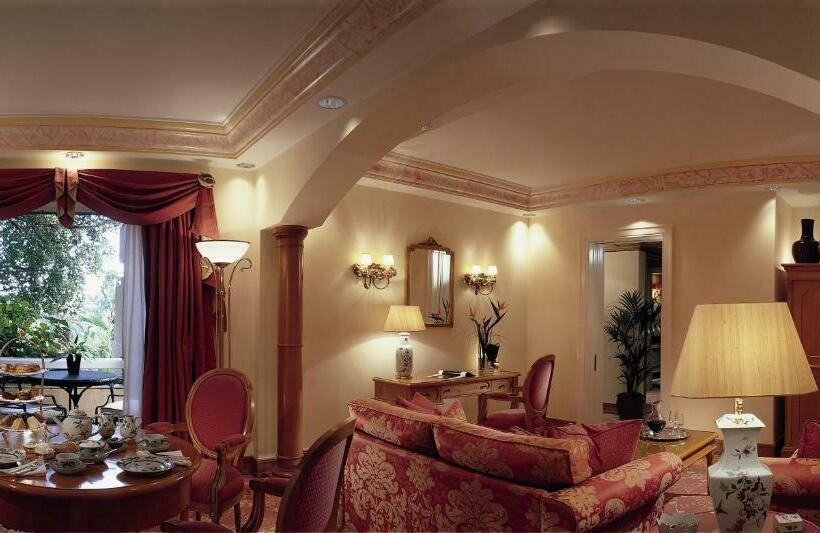 جناح, Olissippo Lapa Palace – The Leading Hotels Of The World