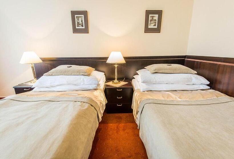 Номер Стандарт, Monti Spa