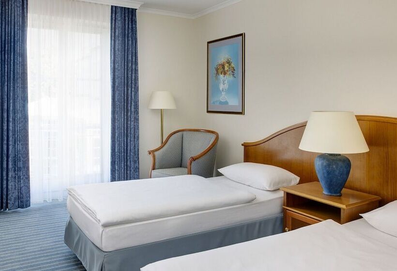 Номер Стандарт Индивидуальный, Dorint Parkhotel Meißen