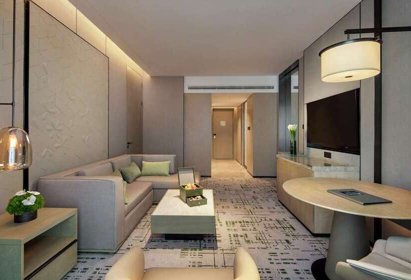 주니어 스위트 킹사이즈 침대, Hilton Beijing