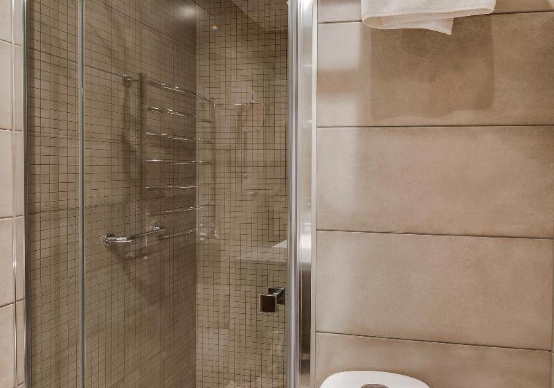 Habitación Estándar Individual, Metropole Hotel By Semarah
