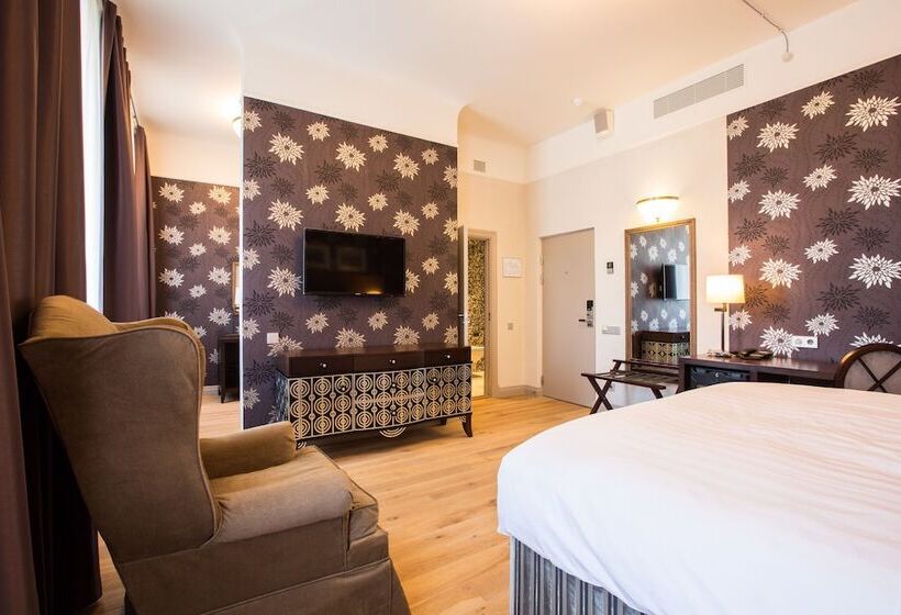 Habitación Superior, Metropole Hotel By Semarah