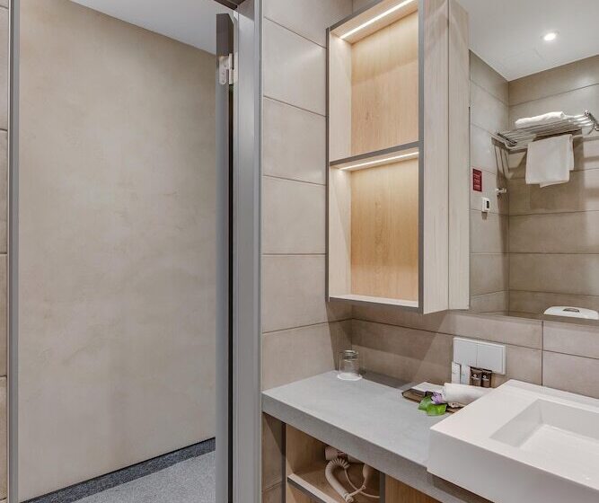 Habitación Estándar Individual, Metropole Hotel By Semarah