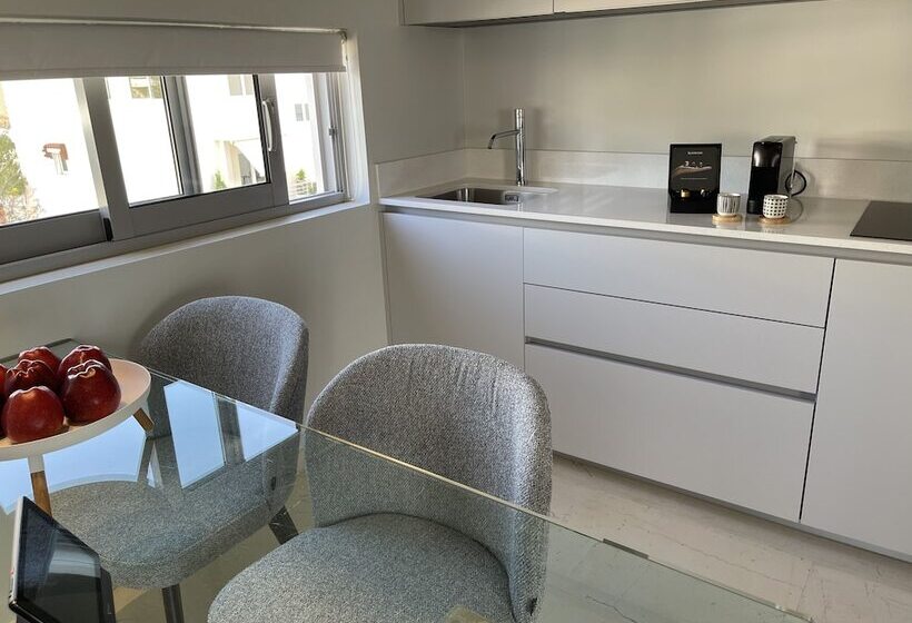 Полулюкс, Brasil Suites Boutique
