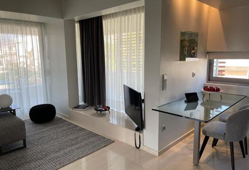 Полулюкс, Brasil Suites Boutique