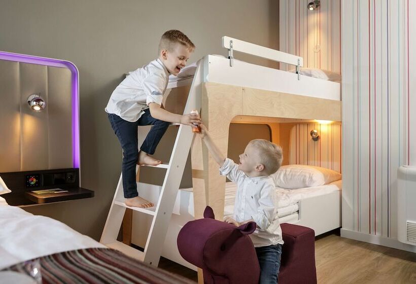 اتاق خانوادگی, Park Inn By Radisson Central Tallinn