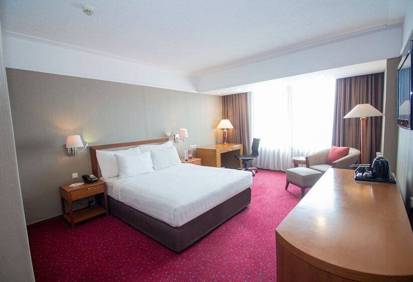 Номер Superior, Redtop Hotel & Convention Center