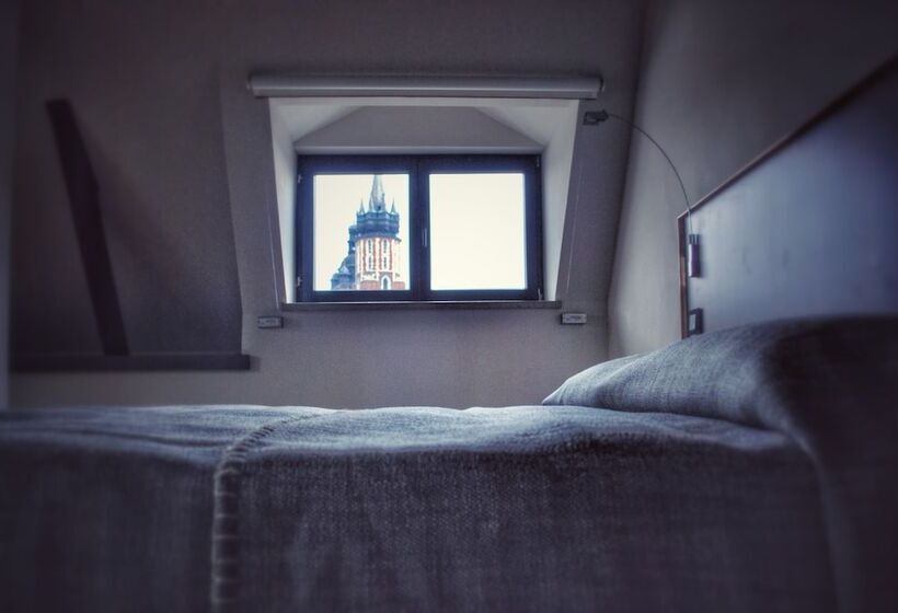 Люкс, Pod Różą