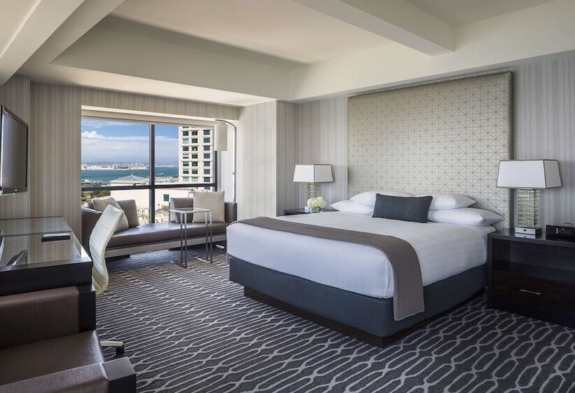 Club Szoba, Manchester Grand Hyatt San Diego