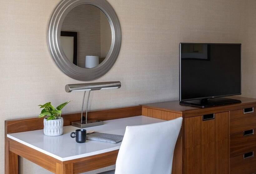 Номер Стандарт Двуспальная Кровать, Crowne Plaza Phoenix   Chandler Golf Resort, An Ihg