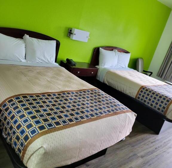 스탠다드 룸 더블 침대 2개, Zainee Inc Budgetel Inn And Suites