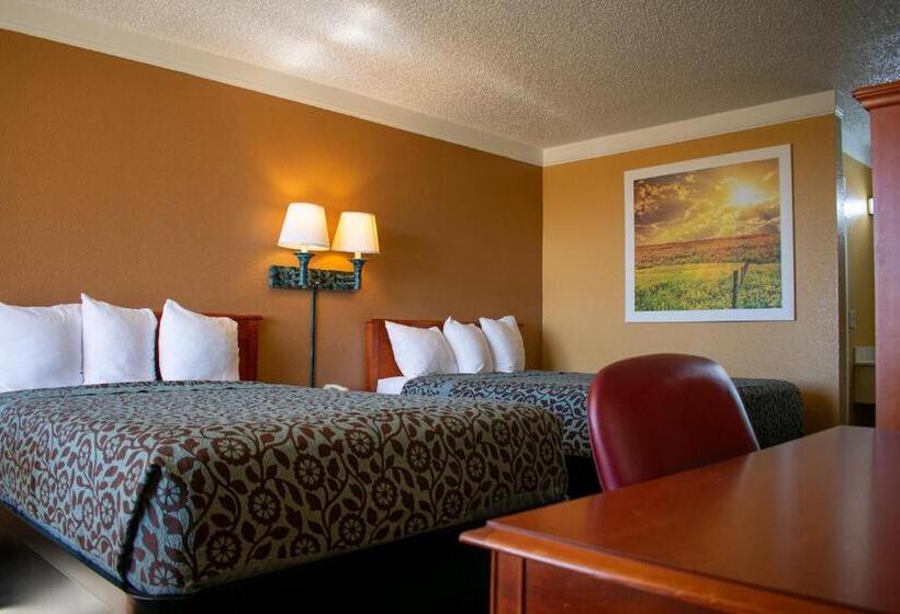 Номер Стандарт 2 Двуспальные Кровати, Days Inn By Wyndham Hillsboro Tx