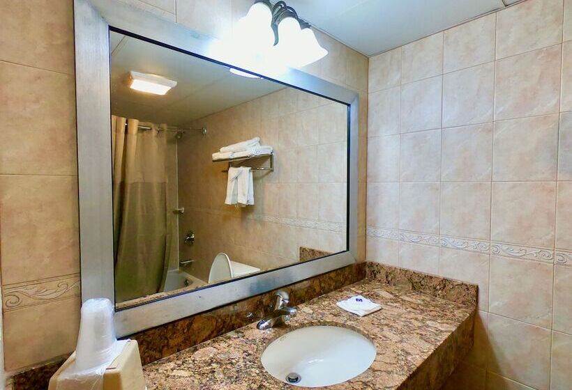 Номер Deluxe, Motel 6 Levittown, Pa   Bensalem