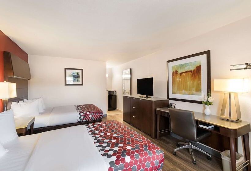 Номер Стандарт 2 Двуспальные Кровати, Econo Lodge North Washington