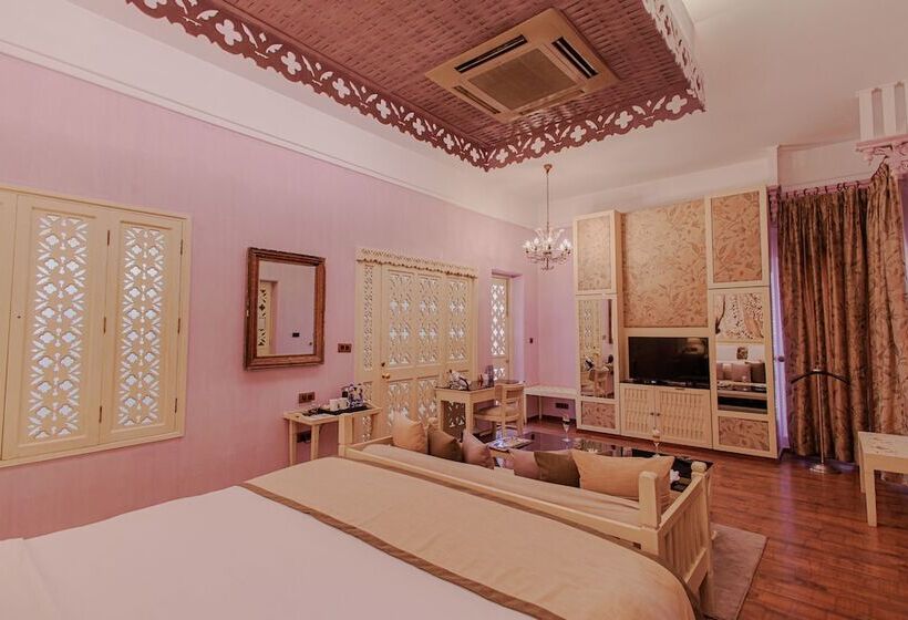 Номер Deluxe, Ajit Bhawan   A Palace Resort