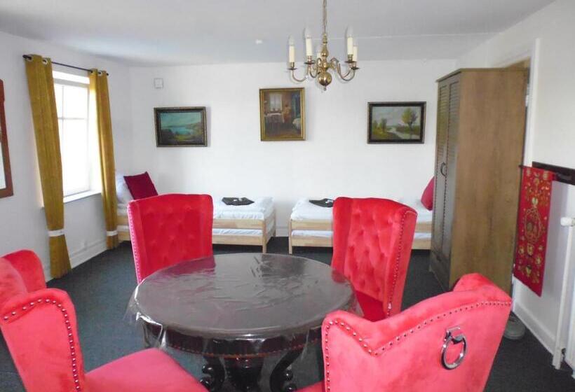 패밀리 룸, Otel Vaabensted