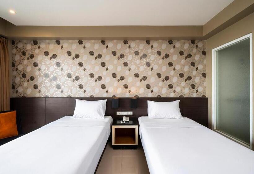 Номер Superior Вид на Город, Welcome Plaza Hotel Pattaya