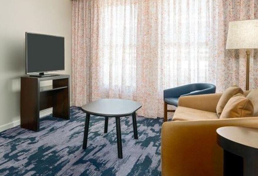 סוויטה, The Connally Hotel Downtown Atlanta, Ascend Hotel Collection